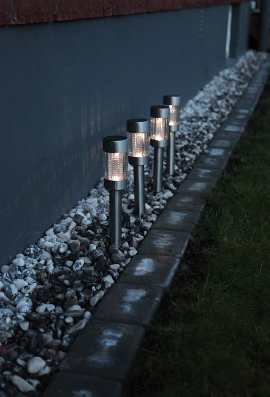 Garden Solar Lighting Ideas And Tips, What Are The Best Outdoor Solar Lights For Driveway
